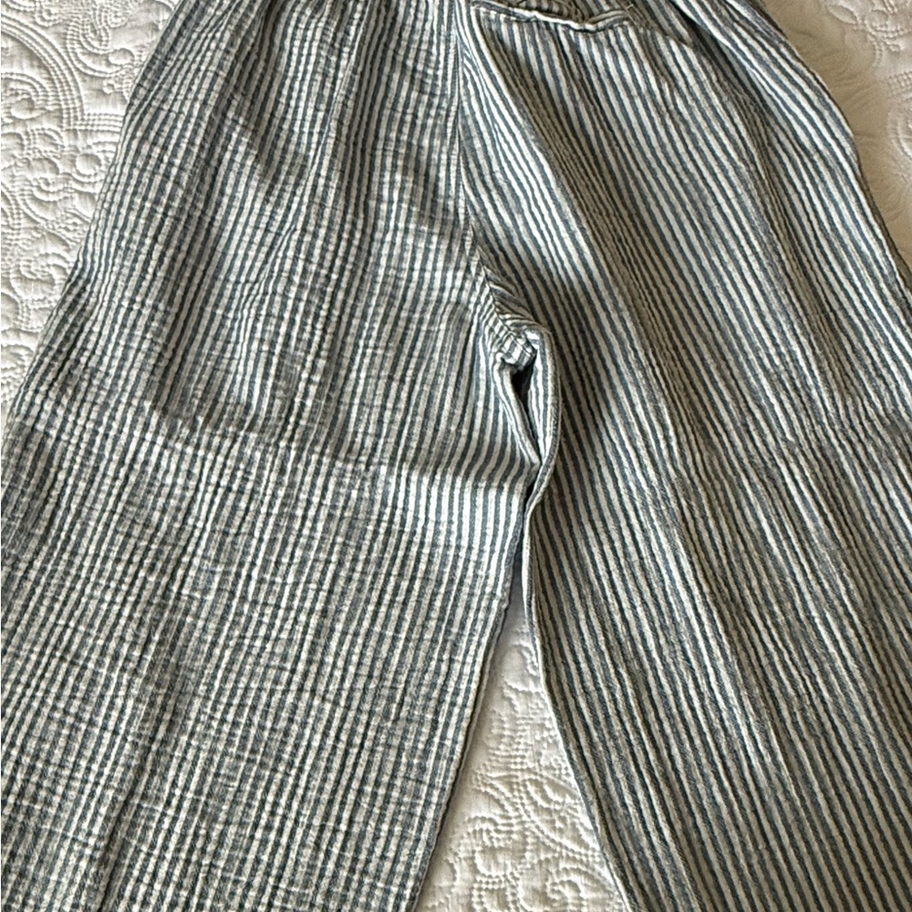 Aerie Navy and Cream Striped Knit Top